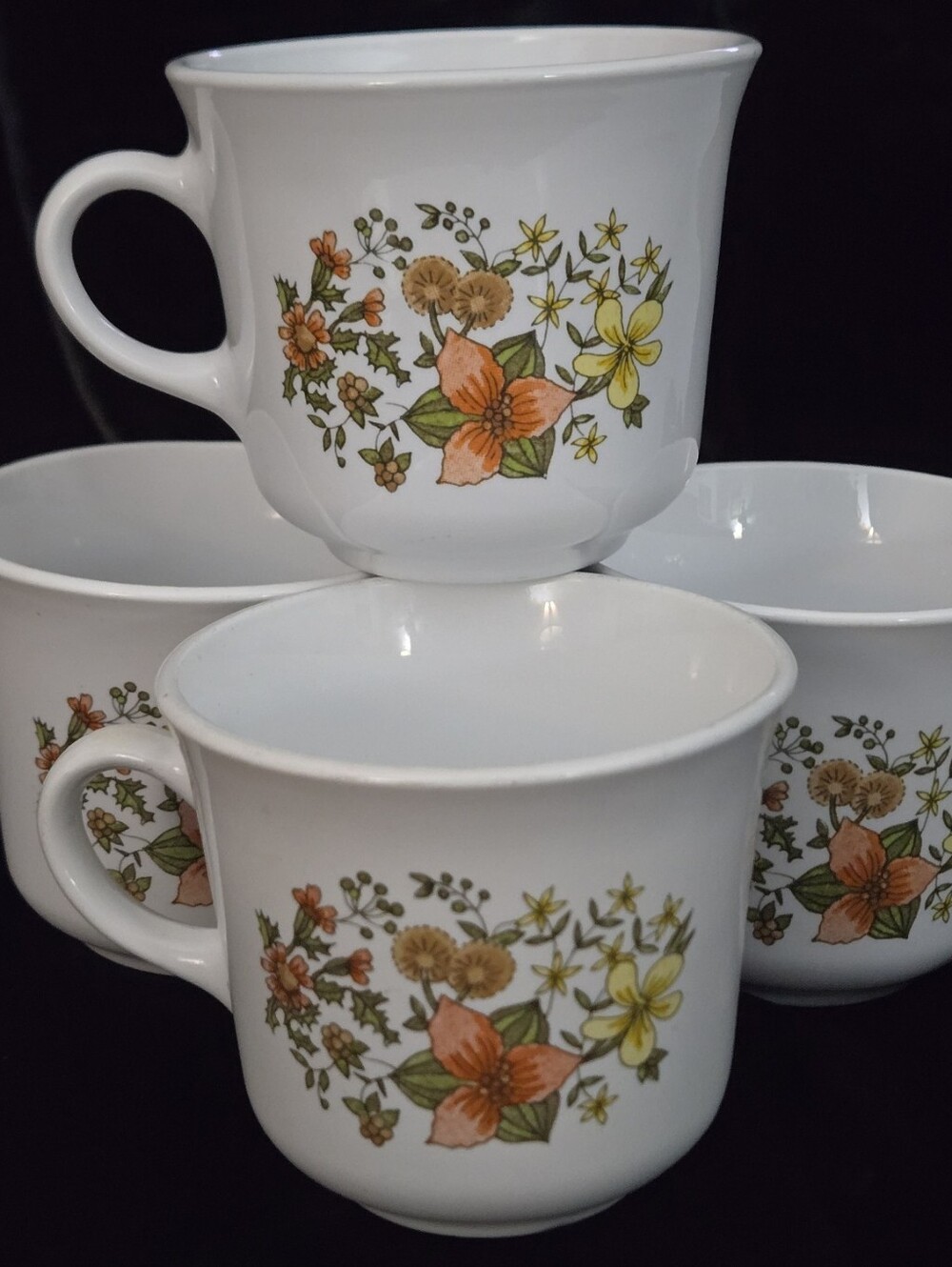 Corelle by Corning Wildflower Coffee Mugs Set of 4 Vintage Floral Cups USA